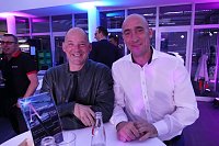 Bild: Afterwork-Party im Mercedes-Autohaus