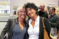 Bild: Afterwork-Party im Mercedes-Autohaus