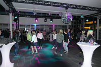 Bild: Afterwork-Party im Mercedes-Autohaus