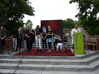 25 Jahre Bonifatiuskirche Bild: 25 Jahre Bonifatiuskirche