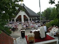 25 Jahre Bonifatiuskirche Bild: 25 Jahre Bonifatiuskirche