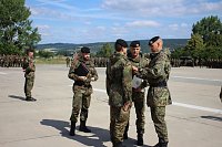 Bild: Einheiten der Bundeswehr verabschiedet