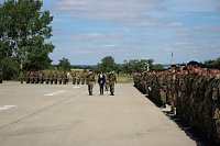 Bild: Einheiten der Bundeswehr verabschiedet