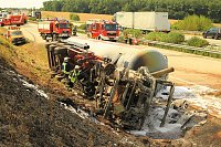 Ein Toter bei Unfall auf der A 38 Bild: Ein Toter bei Unfall auf der A 38