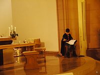 Bild: Elisabeth-Spiel in der Kirche