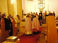 Bild: Elisabeth-Spiel in der Kirche