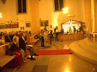 Bild: Elisabeth-Spiel in der Kirche