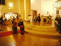 Bild: Elisabeth-Spiel in der Kirche