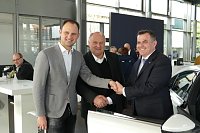 Autohaus Eröffnung Bild: Autohaus Eröffnung