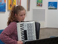 Kontraste in der Galerie Bild: Kontraste in der Galerie