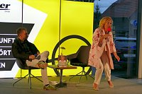 Bild: Marijke Amado begeisterte im Autohaus Peter mit lecker Abend