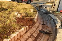 Bild: Mit zwei Promille auf Kreisel aufgefahren