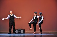 Salto Mortale im Theater Bild: Salto Mortale im Theater