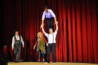 Salto Mortale im Theater Bild: Salto Mortale im Theater