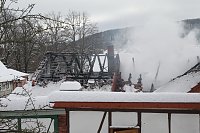 Bild: Dachstuhlbrand griff auf Nachbarh&auml;user &uuml;ber