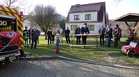 Bild: In Kallmerode freuten sich die Kameraden der Feuerwehr &uuml;ber ihr neues Einsatzfahrzeug