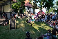 Bild: Ritterspektakel auf der Ronneburg zum Pfingstsamstag