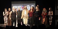 Bild: Mit tosendem Applaus w&uuml;rdigten die Zuschauer die Darsteller des Rock Musicals "Faust n Roll" nach Goethe im Stocksen in Sondershausen
