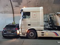 Bild: Unfall im H&ouml;llbergtunnel