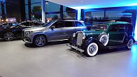 Bild: Im Mercedes-Autohaus Peter: Mobilit&auml;t traf Musik