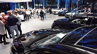 Bild: Im Mercedes-Autohaus Peter: Mobilit&auml;t traf Musik