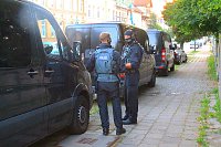 Bild: Razzia im Zusammenhang mit Schleuserkriminalit&auml;t 