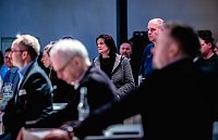 Bild: Wirtschaftsfragen im Mittelpunkt