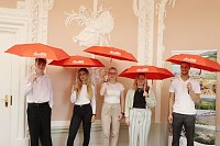 Bild: "Die Abschlussgruppe", im Bild v.l.n.r: Till Schramm, Cassie Sophie Apel, Kerstin M&uuml;hlhause, Zoe Schmitz, Jonas Lerch