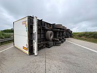 Bild: Lkw Unfall auf der A38