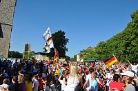 Bild: Public Viewing auf den Petersberg