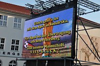 Bild: Public Viewing auf den Petersberg