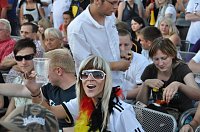 Bild: Public Viewing auf den Petersberg