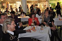 Bild: Geburtstagsfeier in der Galerie