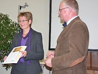 Bild: Bibliothekspreis &uuml;bergeben