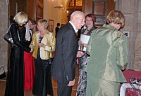Bild: Schlossball er&ouml;ffnet