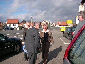 Begr&uuml;&szlig;ung Minister