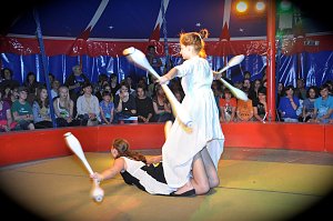 Quirliger Varietéabend zum Zirkusfestival