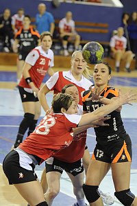 Klarer Sieg f&uuml;r unsere Handball-Damen