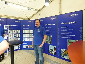 Meilenweit...