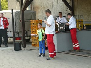 Junge Sanit&auml;ter im Wettstreit