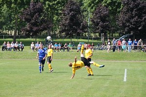 Wacker testet in Struth