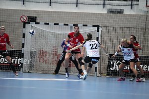 THC gewinnt den CL-Auftakt