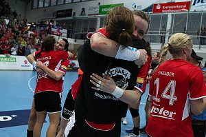 THC gewinnt den CL-Auftakt