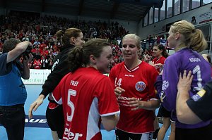 THC gewinnt den CL-Auftakt