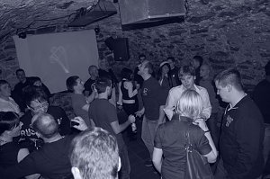 Weihnachtsparty im Amelie. NNZ-City Scout on Tour