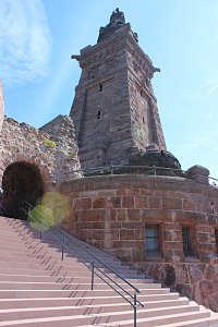 Kyffh&auml;userdenkmal &uuml;bergeben