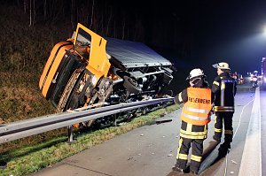 Feuerwehr im Einsatz auf der A 38