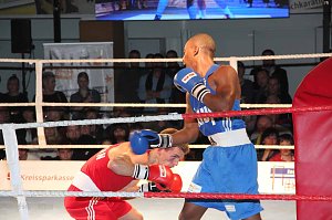 Boxnacht mit einem klaren Sie f&uuml;r den Nordh&auml;user Sportverein