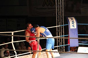 Boxnacht mit einem klaren Sie f&uuml;r den Nordh&auml;user Sportverein
