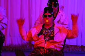 Zum 8. M&auml;nnerballettwettbewerb des BCC im Bleicher&ouml;der Kulturhaus sollte es zum Kopf an Kopf Tanzen kommen